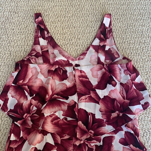 Dynamite Floral Top - Picture 3 of 4